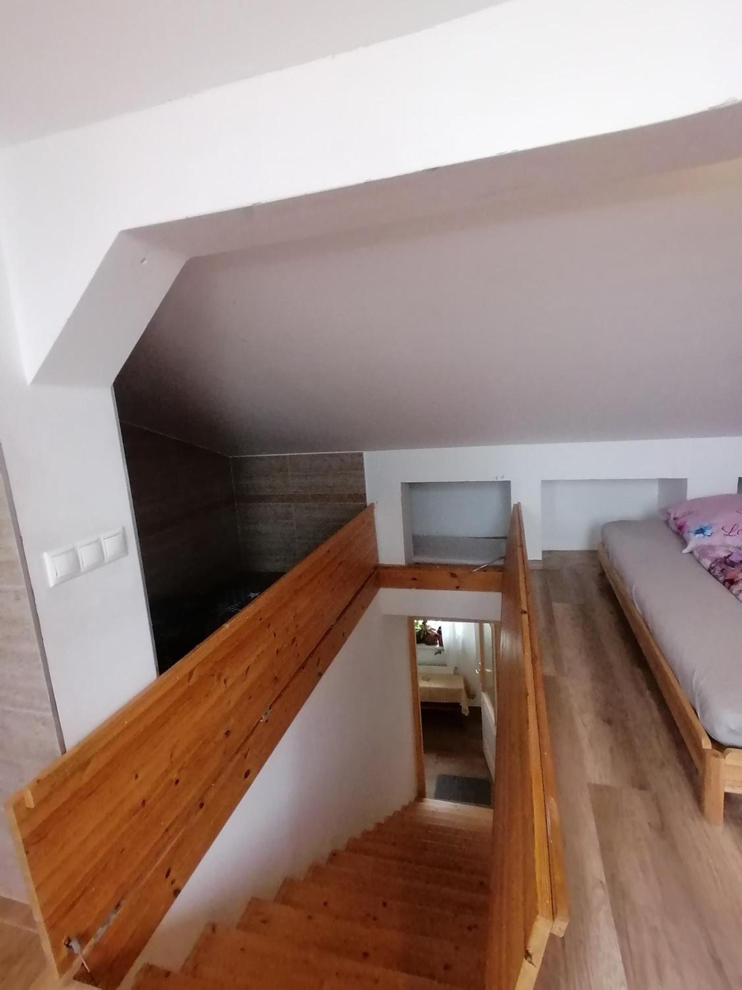 Ujkapu Sunshine Apartments Győr Exteriör bild
