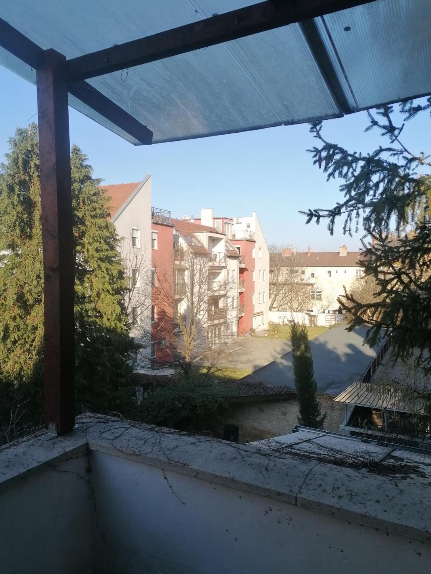 Ujkapu Sunshine Apartments Győr Exteriör bild