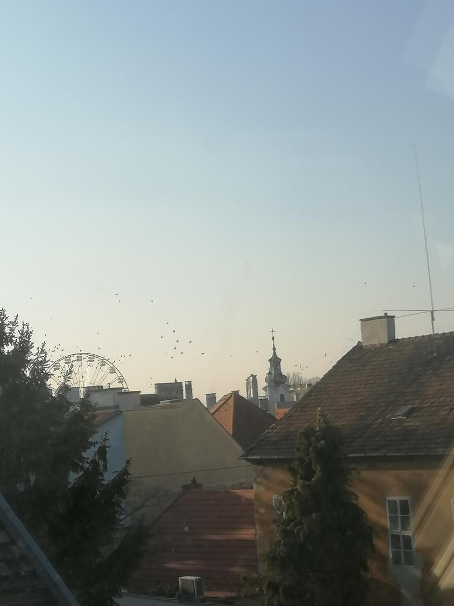 Ujkapu Sunshine Apartments Győr Exteriör bild
