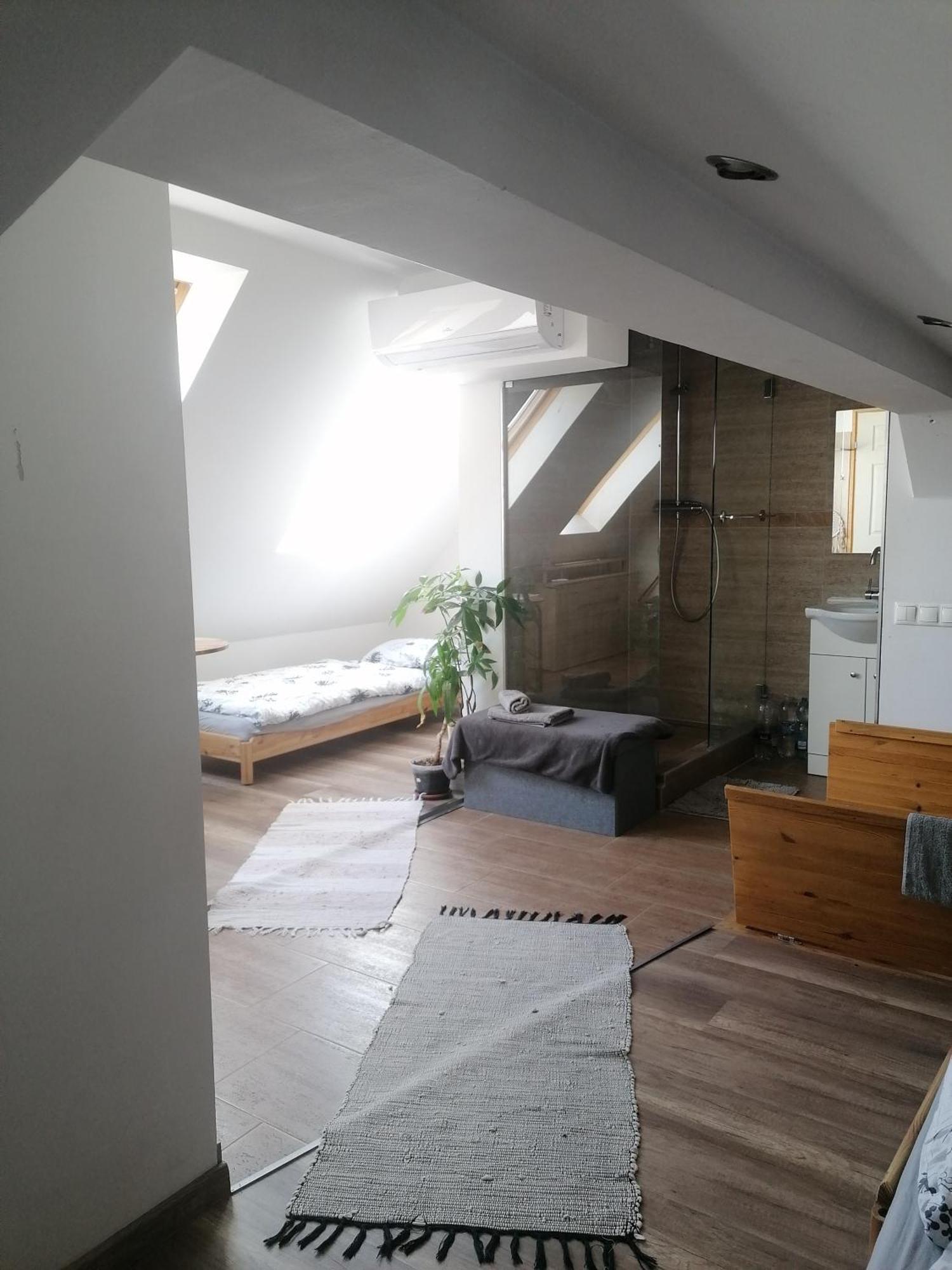 Ujkapu Sunshine Apartments Győr Rum bild