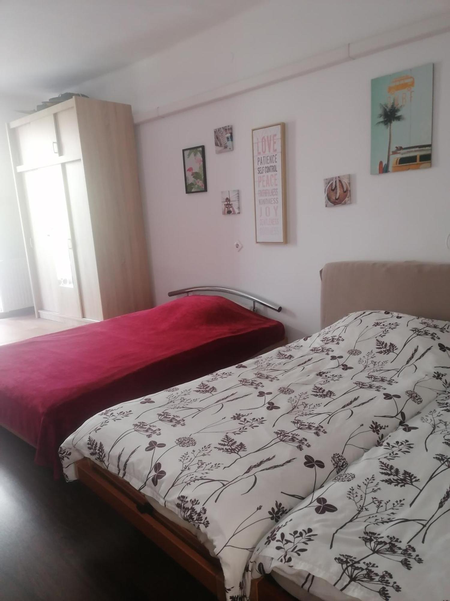Ujkapu Sunshine Apartments Győr Exteriör bild