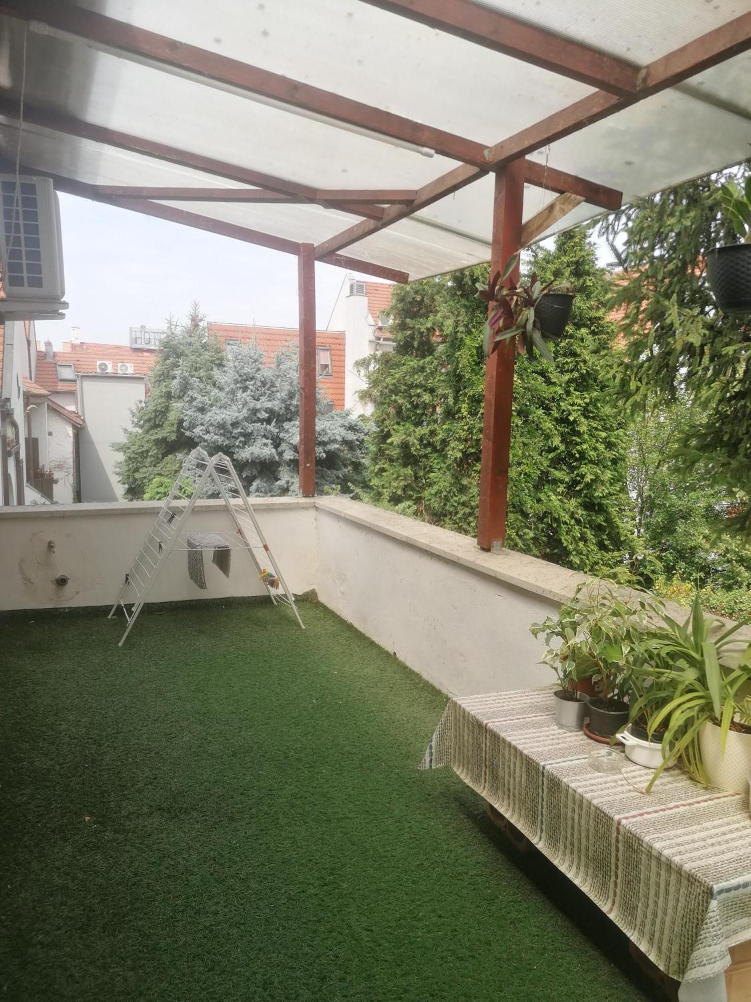 Ujkapu Sunshine Apartments Győr Exteriör bild